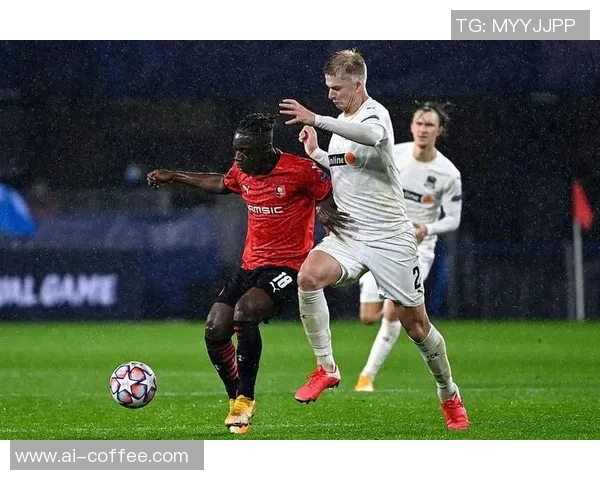 克拉斯诺达尔与雷恩精彩对决赛果揭晓双方表现引人关注 克拉斯诺达尔与雷恩精彩对决赛果揭晓双方表现引人关注